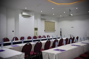 Bolton White Hotel