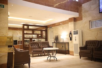 Bolton White Hotel
