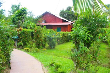 Posada Río Celeste La Amistad