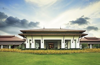 The Lake Garden Nay Pyi Taw Mgallery Collection