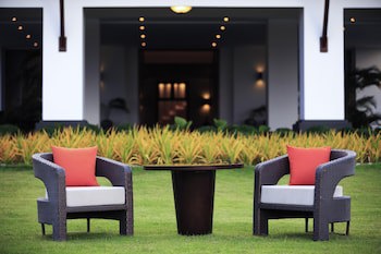 The Lake Garden Nay Pyi Taw Mgallery Collection