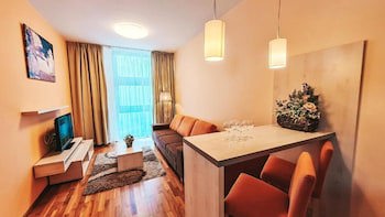 Hotel Crocus