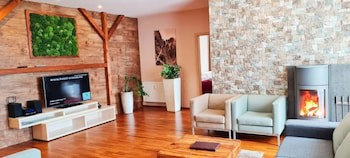 Hotel Crocus