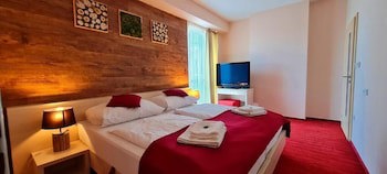 Hotel Crocus