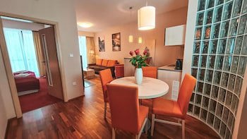Hotel Crocus