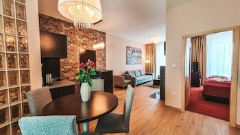 Hotel Crocus