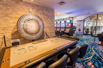 Crocs Resort & Casino
