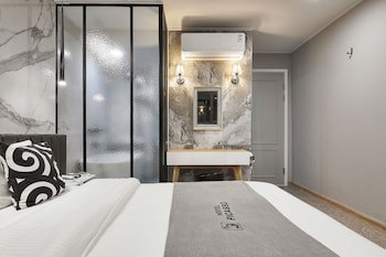 Picasso Hotel