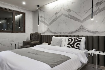 Picasso Hotel