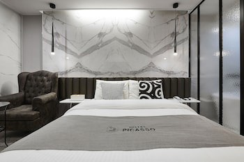 Picasso Hotel