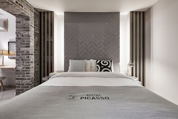 Picasso Hotel
