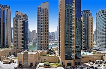 Roda Amwaj Suites