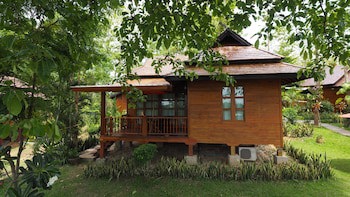 Nan Seasons Boutique Resort