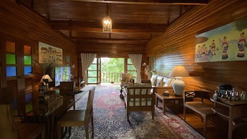 Nan Seasons Boutique Resort