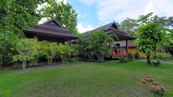 Nan Seasons Boutique Resort