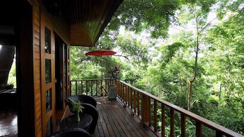 Nan Seasons Boutique Resort