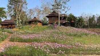 Nan Seasons Boutique Resort