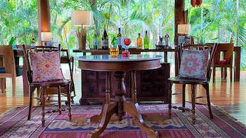 Nan Seasons Boutique Resort