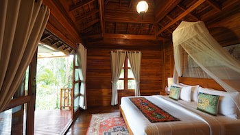 Nan Seasons Boutique Resort