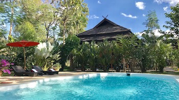 Nan Seasons Boutique Resort