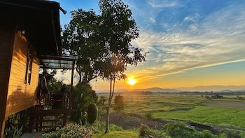 Nan Seasons Boutique Resort
