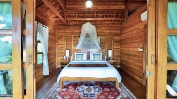 Nan Seasons Boutique Resort