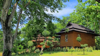 Nan Seasons Boutique Resort
