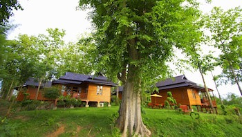 Nan Seasons Boutique Resort