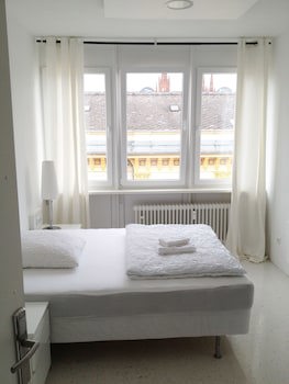 Business Hostel Wiesbaden ONE fotoğrafı