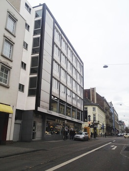 Business Hostel Wiesbaden ONE fotoğrafı