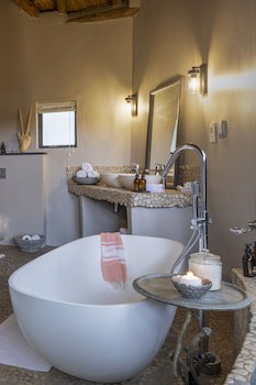Simbavati River Lodge