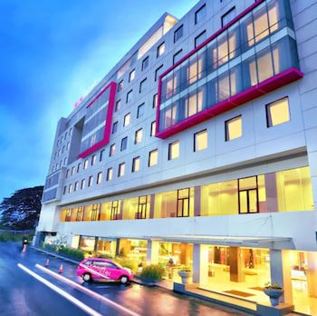 Favehotel Hyper Square