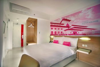 Favehotel Hyper Square
