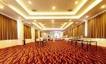 Favehotel Hyper Square