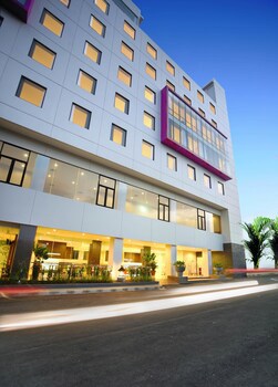 Favehotel Hyper Square