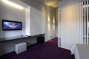 Emaj Boutique Hotel