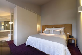 Emaj Boutique Hotel