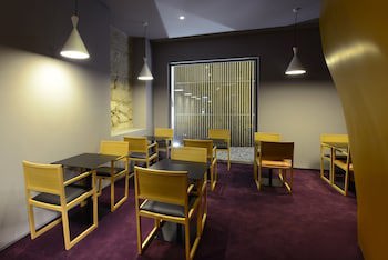 Emaj Boutique Hotel