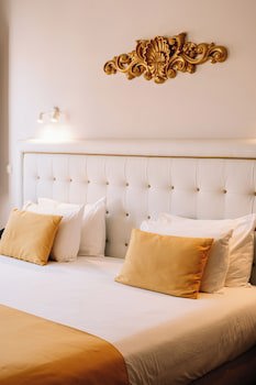 Emaj Boutique Hotel