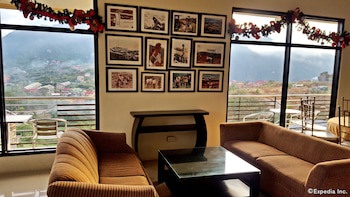 Gardenville Hotel