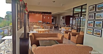 Gardenville Hotel