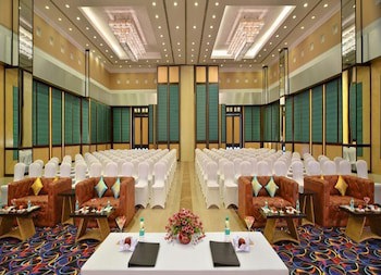Red Fox By Lemon Tree Hotels, Bhiwadi