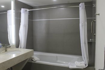 Holiday Inn Express Culiacan, An Ihg Hotel