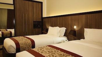 Elilly International Hotel