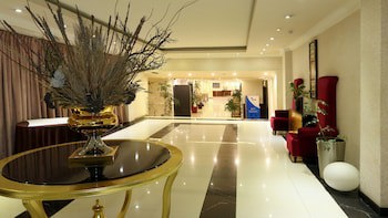 Elilly International Hotel