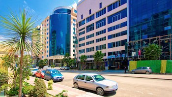 Elilly International Hotel
