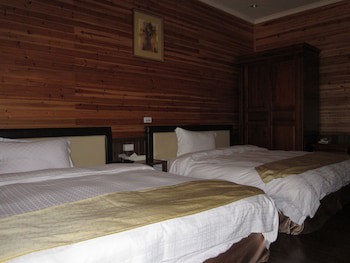 Zen And Pine Resort