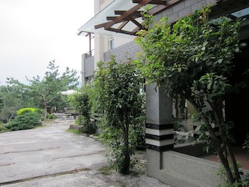 Zen And Pine Resort