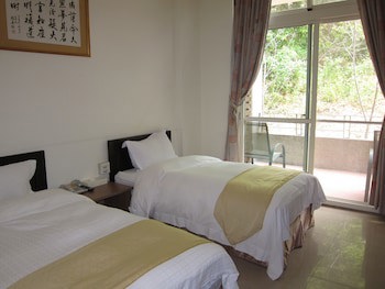 Zen And Pine Resort