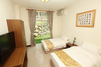 Zen And Pine Resort